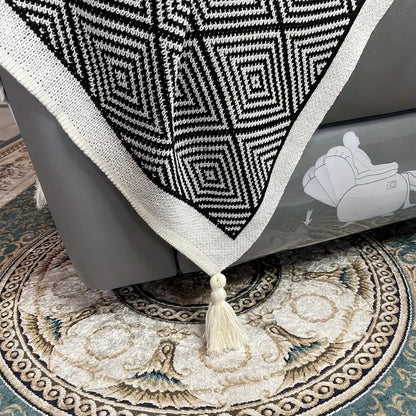 Soft Knitted Jacquard Vintage Throw Blanket (1pc)