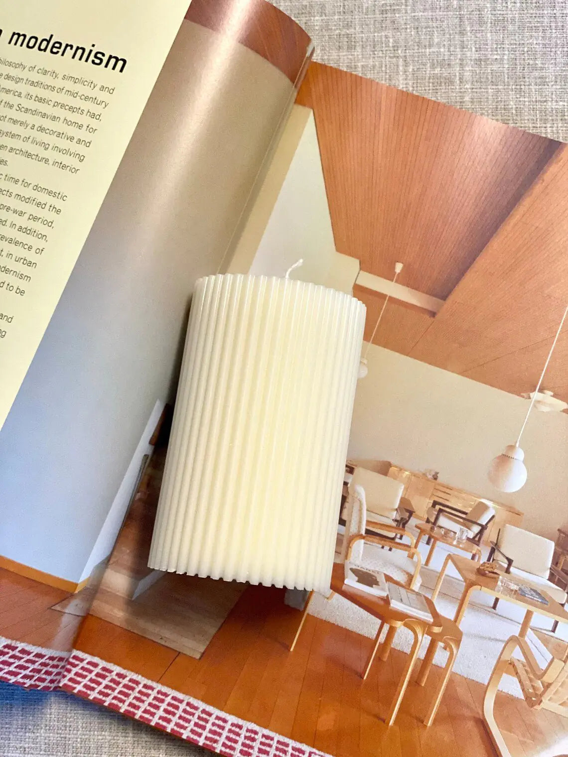 Minimalist Ribbed Pillar Candles - Eclatliving Furniture